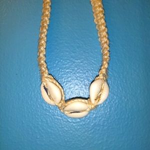 🆕Hemp Cowrie Necklace Unisex